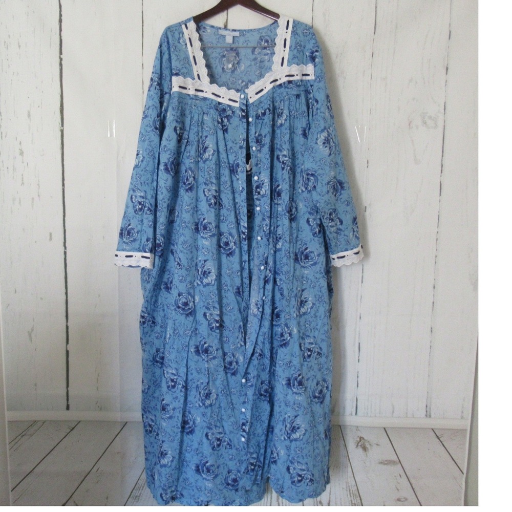 Only Necessities Nightgown Robe Set 4X Penoir Blue Floral Cottagecore‎ Romantic